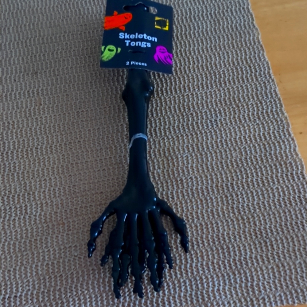 Skeleton tongs  Halloween New